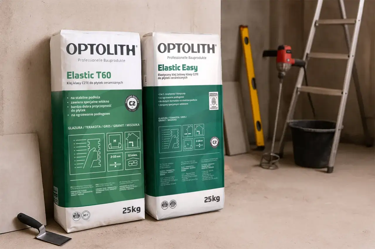 Dwa worki kleju do płytek Optolith Elastic T60 i Elastic Easy. Wybierz odpowiedni klej do płytek ceramicznych, glazury, terakoty, gresu, granitu i mozaiki.
